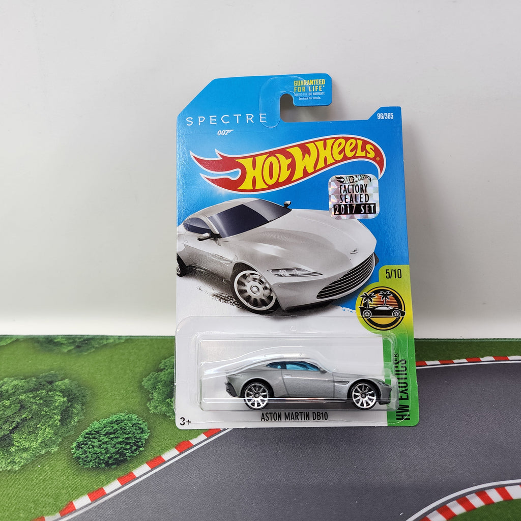 Aston Martin DB10 #96 Spectre Bond * 2017 Hot Wheels w/ Factory Holo