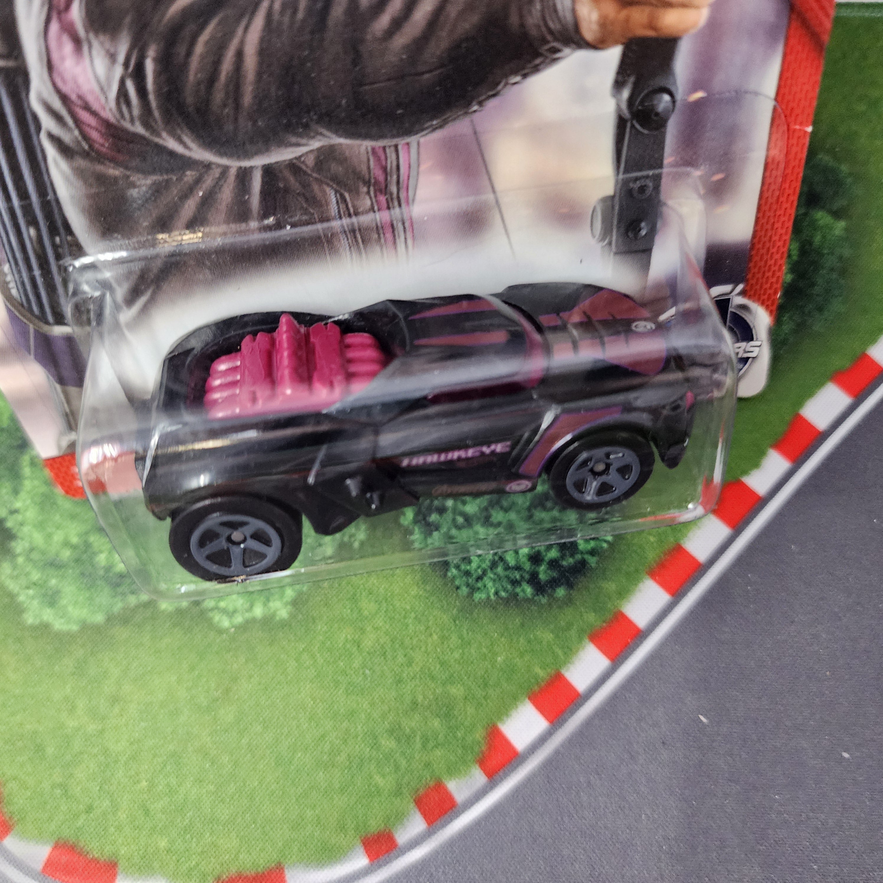 Growler Hawkeye * Hot Wheels Avenger Age of Ultron