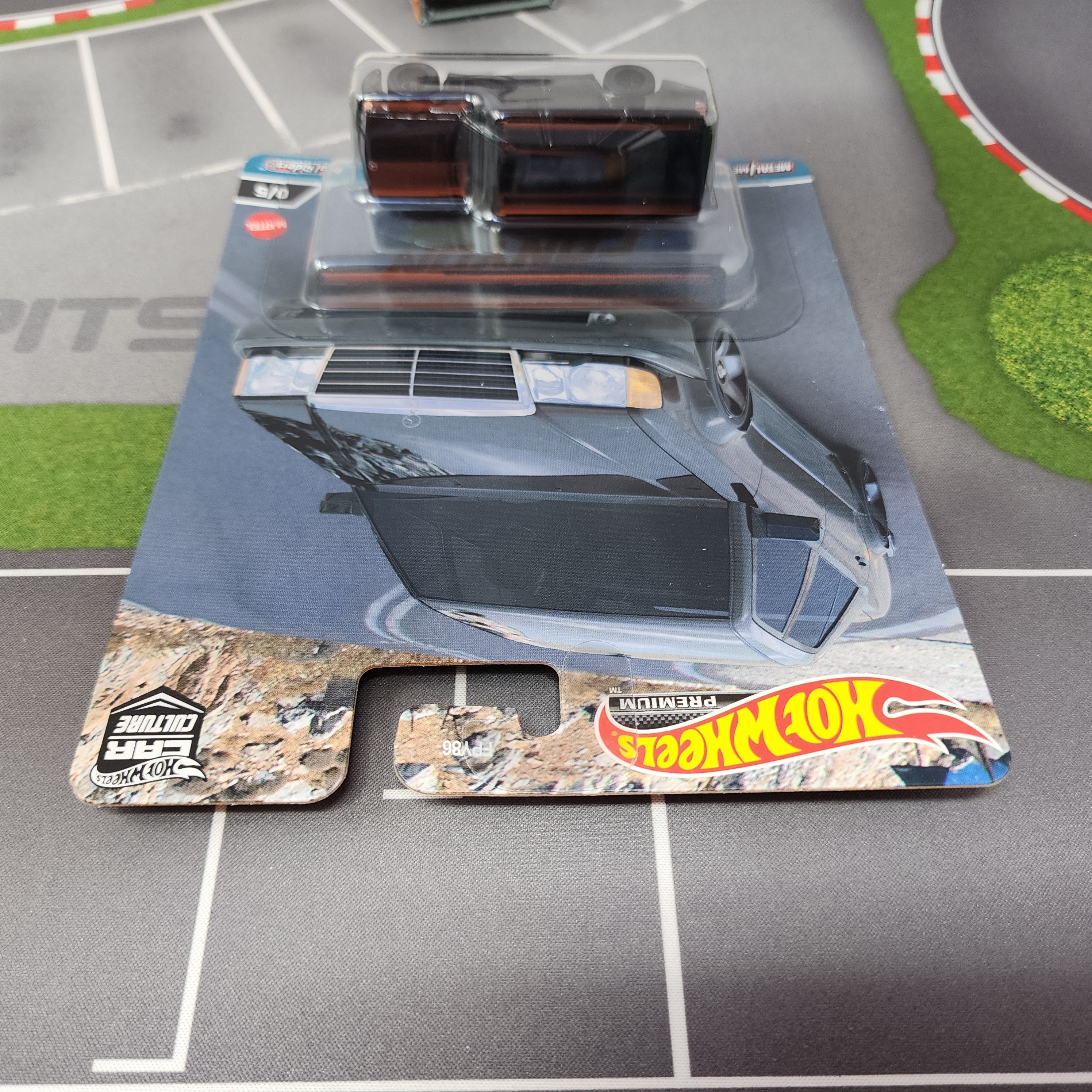 Mercedes-Benz 500 E 0/5 * Black CHASE * Hot Wheels Car Culture Canyon Warriors