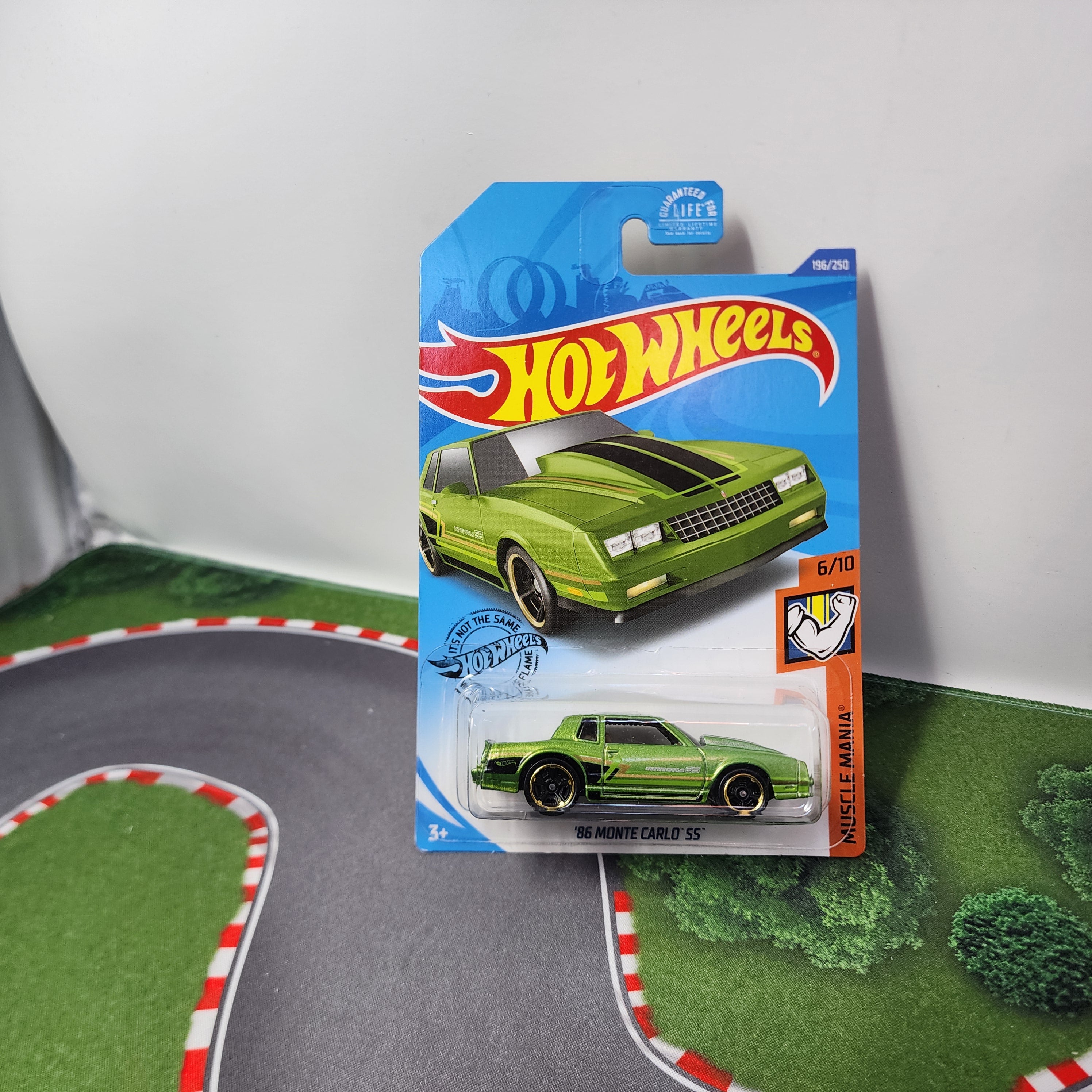 86 Monte Carlo #196 * Green * Hot Wheels 2020