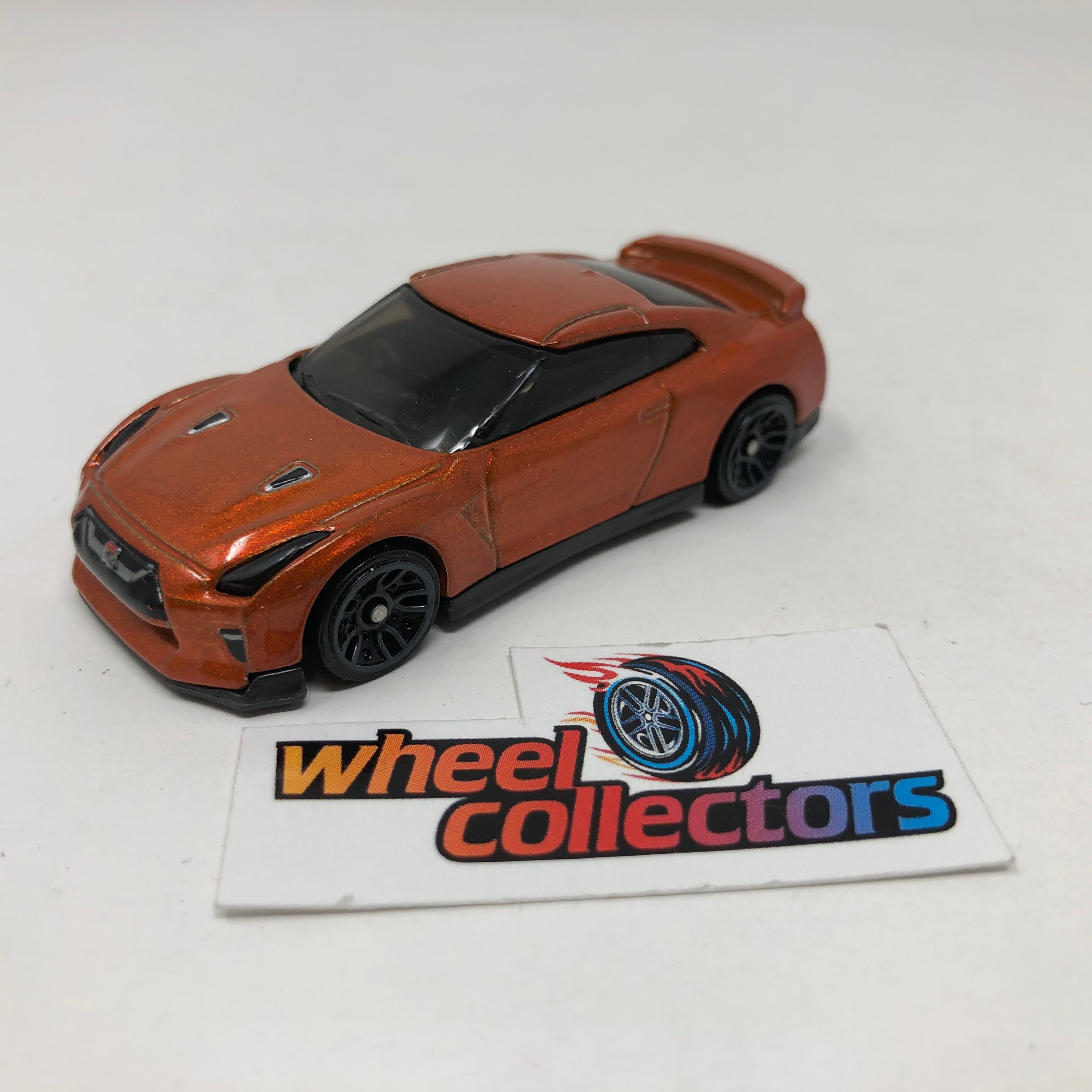 17 Nissan GT-R (R35) * Orange * Hot Wheels Loose 1:64 Scale