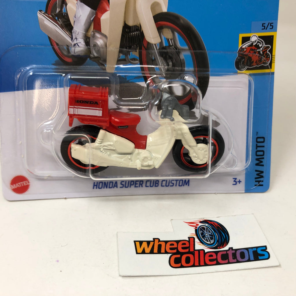 Honda Super Cub #160 * Red * 2023 Hot Wheels International Case J